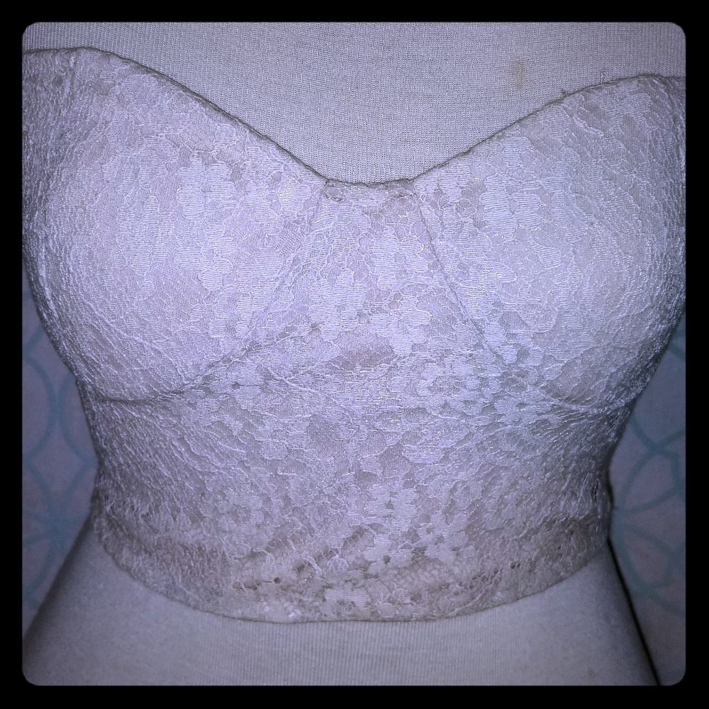 Small pink sleeveless shirt w/ lace over